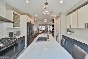 2028 Pemberton St, Philadelphia, PA 19146 - Photo 20