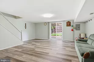 10925 Lockart Rd, Philadelphia, PA 19116 - Photo 24