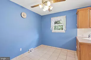 10925 Lockart Rd, Philadelphia, PA 19116 - Photo 10