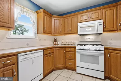 10925 Lockart Road, Philadelphia, PA 19116 - Photo 8