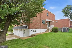 10925 Lockart Rd, Philadelphia, PA 19116 - Photo 4
