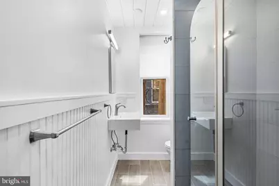 765 S 4th Street #B, Philadelphia, PA 19147 - Photo 12