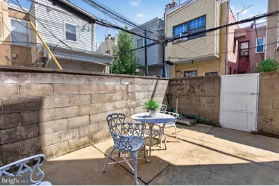 2441 S 13th Street, Philadelphia, PA 19148 - Photo 38