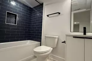 721 N 16th St, Philadelphia, PA 19130 - Photo 12