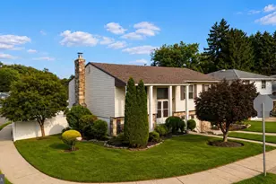 9745 Portis Rd, Philadelphia, PA 19115 - Photo 4