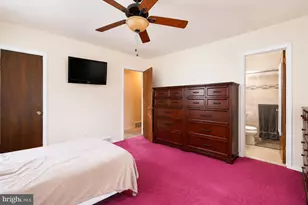 9745 Portis Rd, Philadelphia, PA 19115 - Photo 24
