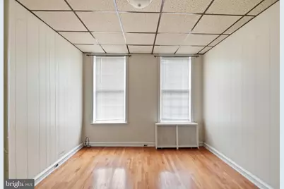 1934 S 13th Street #1ST FL FRONT, Philadelphia, PA 19148 - Photo 2