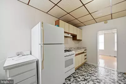 1934 S 13th Street #1ST FL FRONT, Philadelphia, PA 19148 - Photo 8