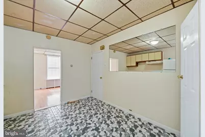 1934 S 13th Street #1ST FL FRONT, Philadelphia, PA 19148 - Photo 6