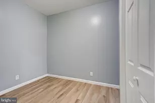 2010 S Chadwick St, Philadelphia, PA 19145 - Photo 12
