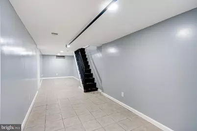 2010 S Chadwick Street, Philadelphia, PA 19145 - Photo 22