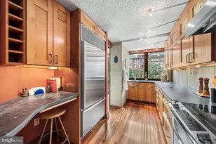 241 S 6th St, Philadelphia, PA 19106 - Photo 18