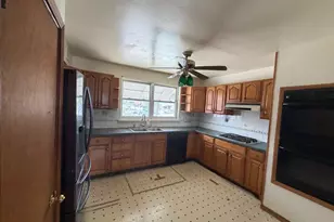 1443 Guilford Pl, Philadelphia, PA 19122 - Photo 8