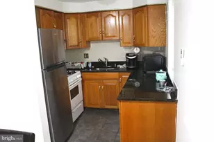 5481 Vicaris St, Philadelphia, PA 19128 - Photo 8