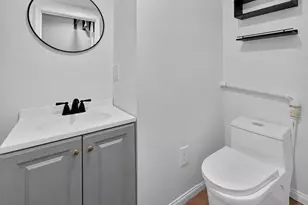 5637 N Warnock St, Philadelphia, PA 19141 - Photo 14