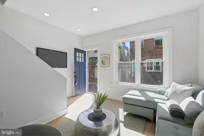 2345 S Bancroft Street, Philadelphia, PA 19145 - Photo 4