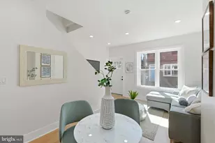 2345 S Bancroft St, Philadelphia, PA 19145 - Photo 6