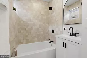 2345 S Bancroft St, Philadelphia, PA 19145 - Photo 16