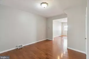 137 East St, Philadelphia, PA 19127 - Photo 12