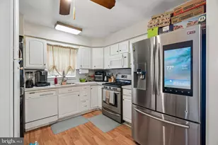 1711 Loney St, Philadelphia, PA 19111 - Photo 34