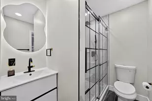1542 Haines St, Philadelphia, PA 19126 - Photo 14