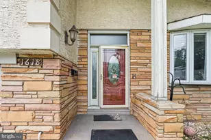 1618 Gregg St, Philadelphia, PA 19115 - Photo 4