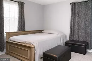 475 Evergreen Ave, Philadelphia, PA 19128 - Photo 8