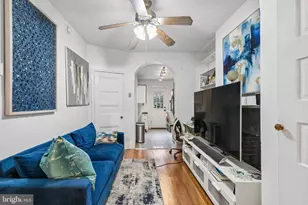 320 S Juniper St, Philadelphia, PA 19107 - Photo 6
