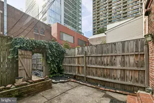 320 S Juniper St, Philadelphia, PA 19107 - Photo 38