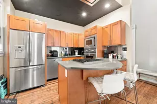 916 Clinton St, Philadelphia, PA 19107 - Photo 32