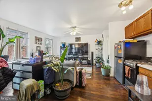 916 Clinton St, Philadelphia, PA 19107 - Photo 14
