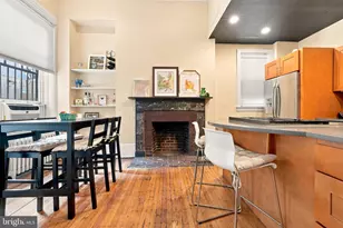 916 Clinton St, Philadelphia, PA 19107 - Photo 6