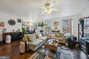 916 Clinton St, Philadelphia, PA 19107 - Photo 12