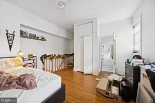 916 Clinton St, Philadelphia, PA 19107 - Photo 18
