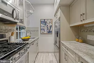 2308 Spruce St, Philadelphia, PA 19103 - Photo 6