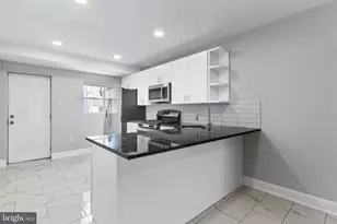 1602 S LeCount St, Philadelphia, PA 19145 - Photo 6