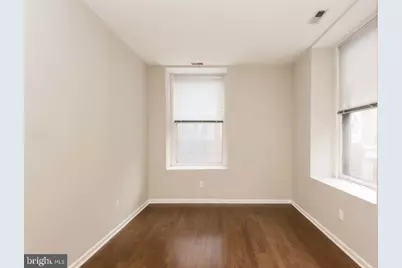145 S 13th Street #404, Philadelphia, PA 19107 - Photo 4