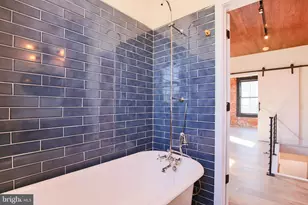 1900 Waterloo St, Philadelphia, PA 19122 - Photo 12