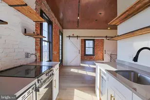 1900 Waterloo St, Philadelphia, PA 19122 - Photo 6