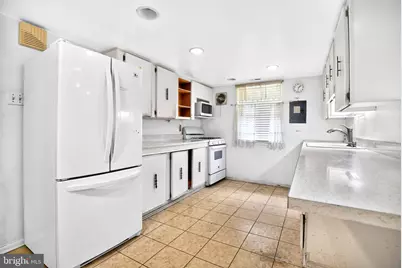 2117 President Street, Philadelphia, PA 19115 - Photo 4