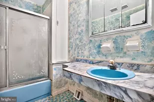 2117 President St, Philadelphia, PA 19115 - Photo 12