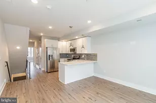 1906 E York St, Philadelphia, PA 19125 - Photo 28