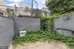 1837 E Harold St, Philadelphia, PA 19125 - Photo 16