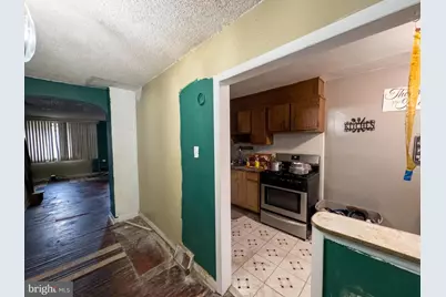 230 E Fariston Drive, Philadelphia, PA 19120 - Photo 6