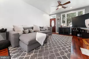 1136 Leopard St, Philadelphia, PA 19123 - Photo 6