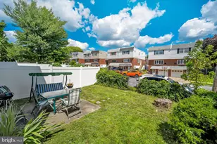 10242 Selmer Pl, Philadelphia, PA 19116 - Photo 4