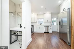 1905 S Alder St, Philadelphia, PA 19148 - Photo 6