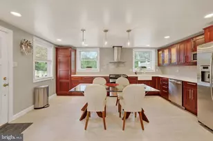 9247 Outlook Ave, Philadelphia, PA 19114 - Photo 10