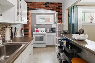 2637 W Westmoreland St, Philadelphia, PA 19129 - Photo 14