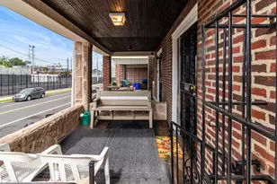 2637 W Westmoreland St, Philadelphia, PA 19129 - Photo 4